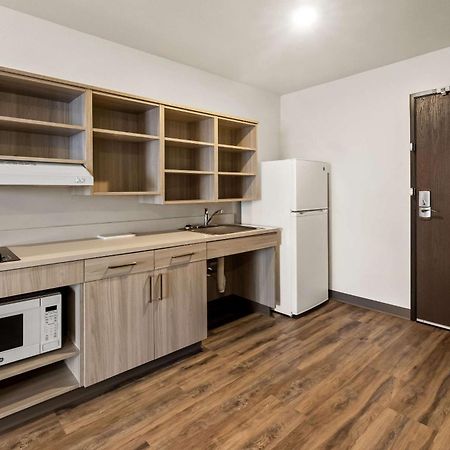 Woodspring Suites Easton Nazareth المظهر الخارجي الصورة
