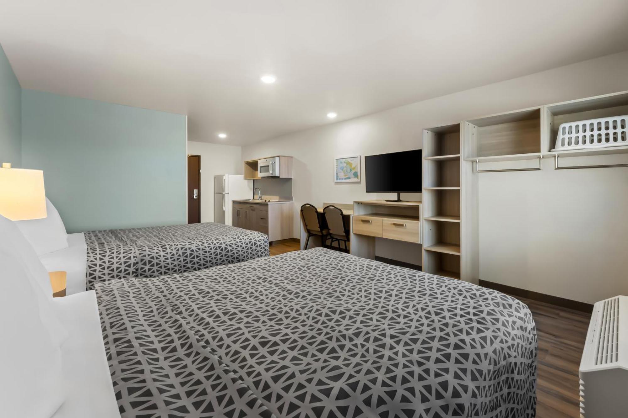Woodspring Suites Easton Nazareth المظهر الخارجي الصورة