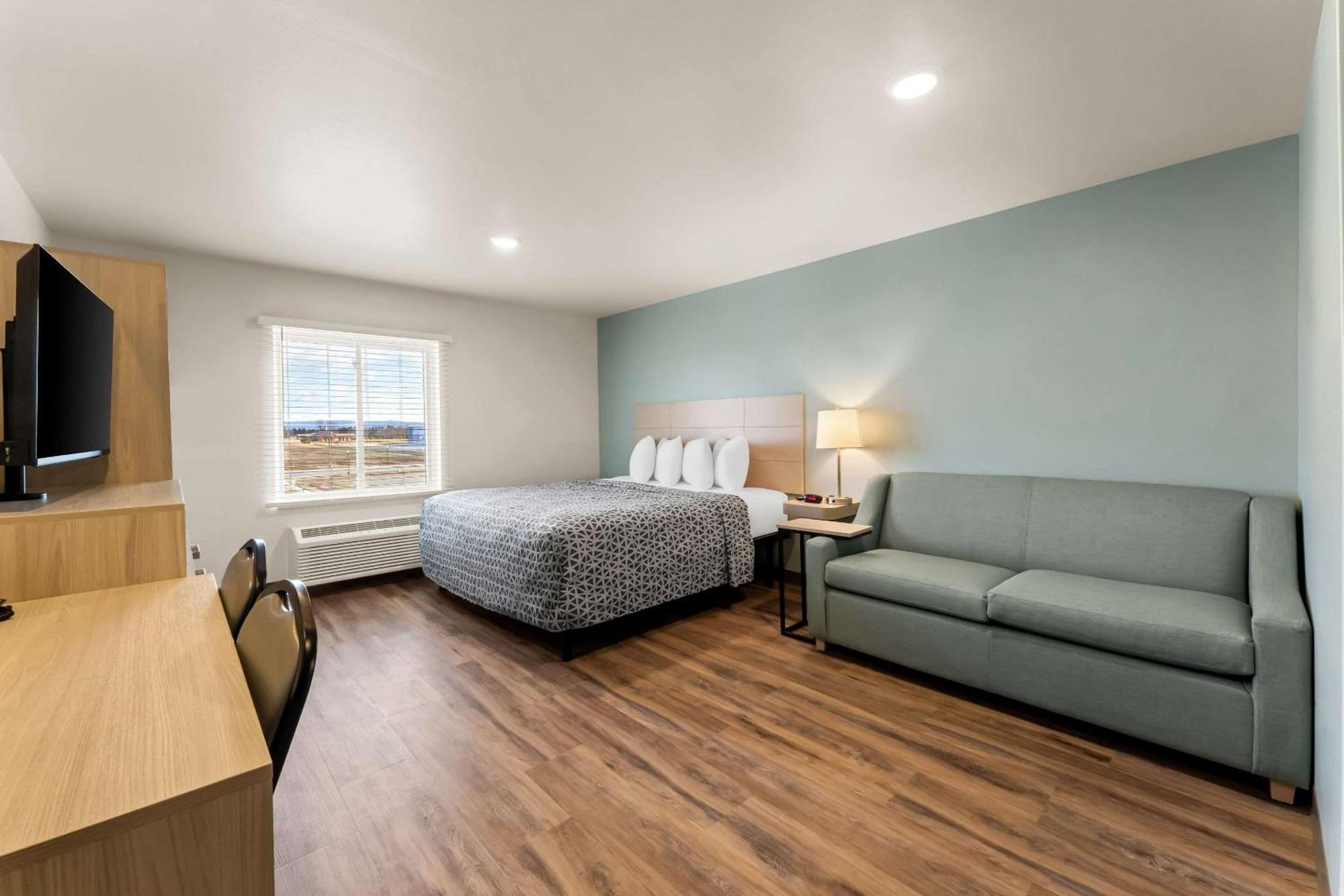 Woodspring Suites Easton Nazareth المظهر الخارجي الصورة