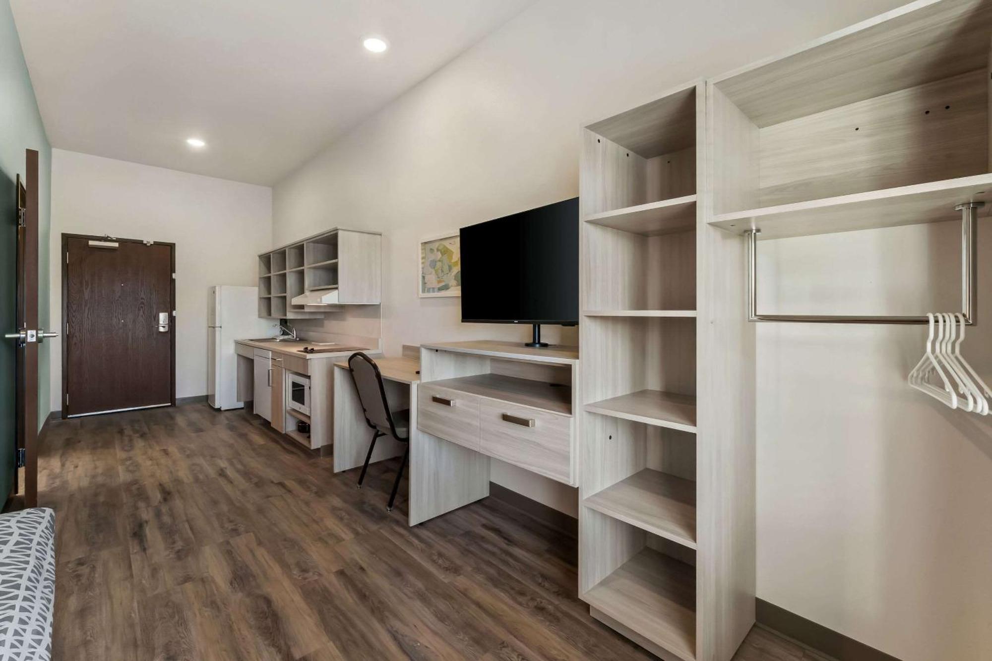 Woodspring Suites Easton Nazareth المظهر الخارجي الصورة