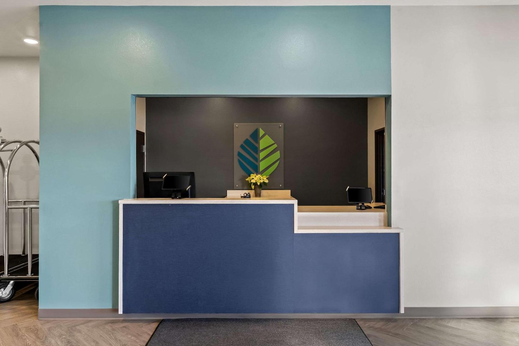 Woodspring Suites Easton Nazareth المظهر الخارجي الصورة